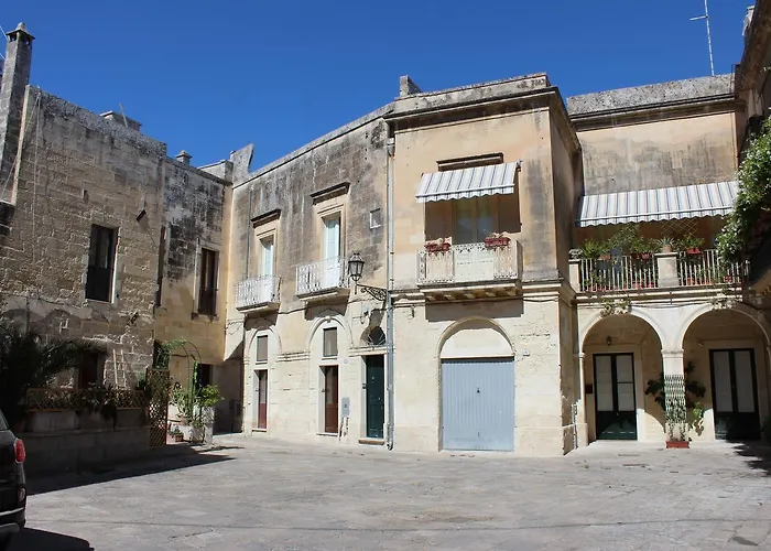 Piazzetta Acquaviva